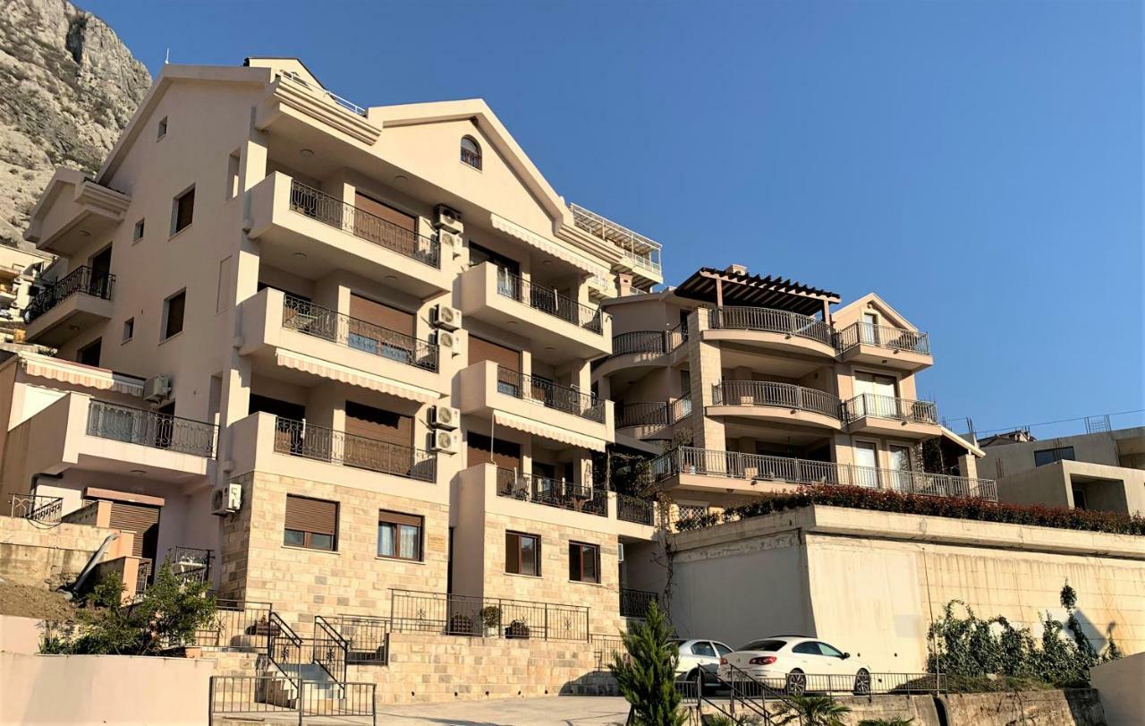 Apartment Stella Di Cattaro Dış mekan fotoğraf