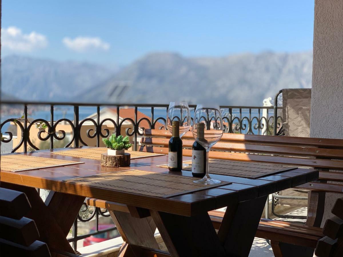 Apartment Stella Di Cattaro Dış mekan fotoğraf